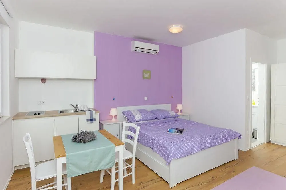 App Karmen With Free Parkig Apartment Porec