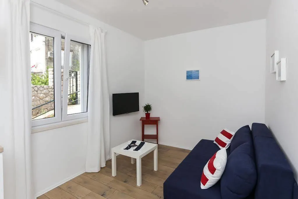 App Karmen With Free Parkig Apartment